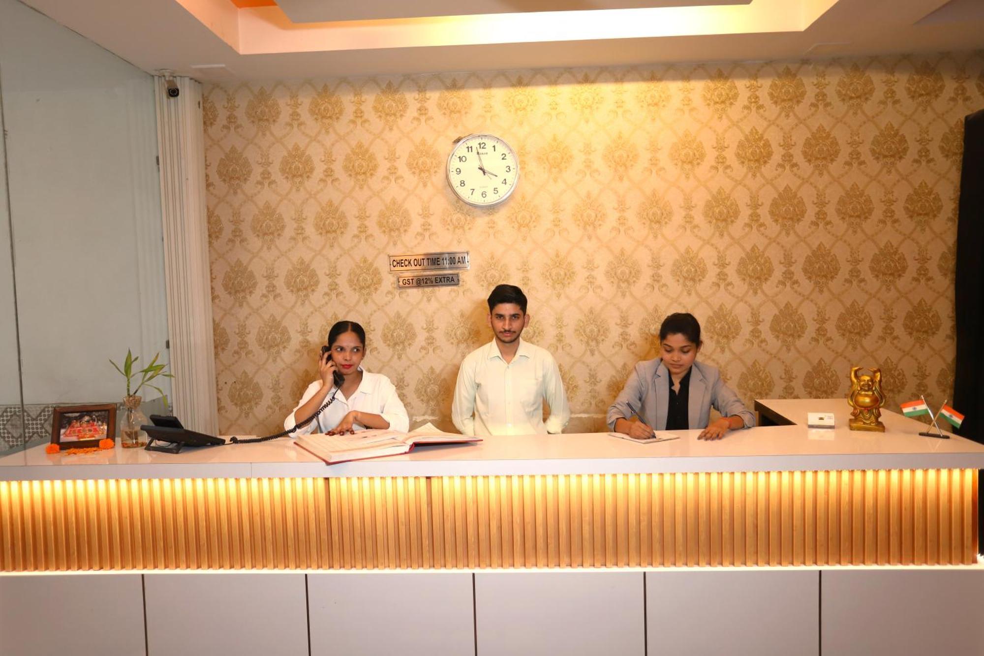 ניו דלהי Hotel Delhi Airport Plaza Igi Airport מראה חיצוני תמונה